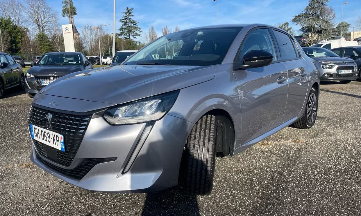 Peugeot 208
