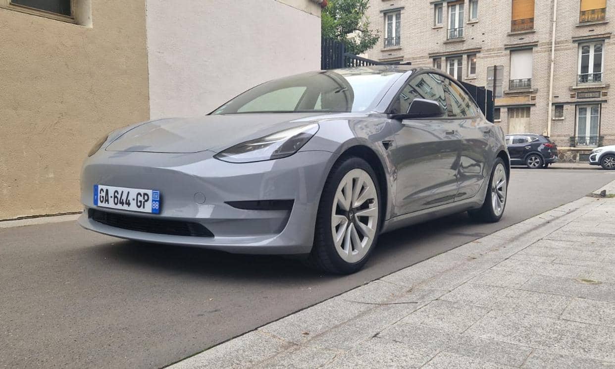 Tesla MODEL 3