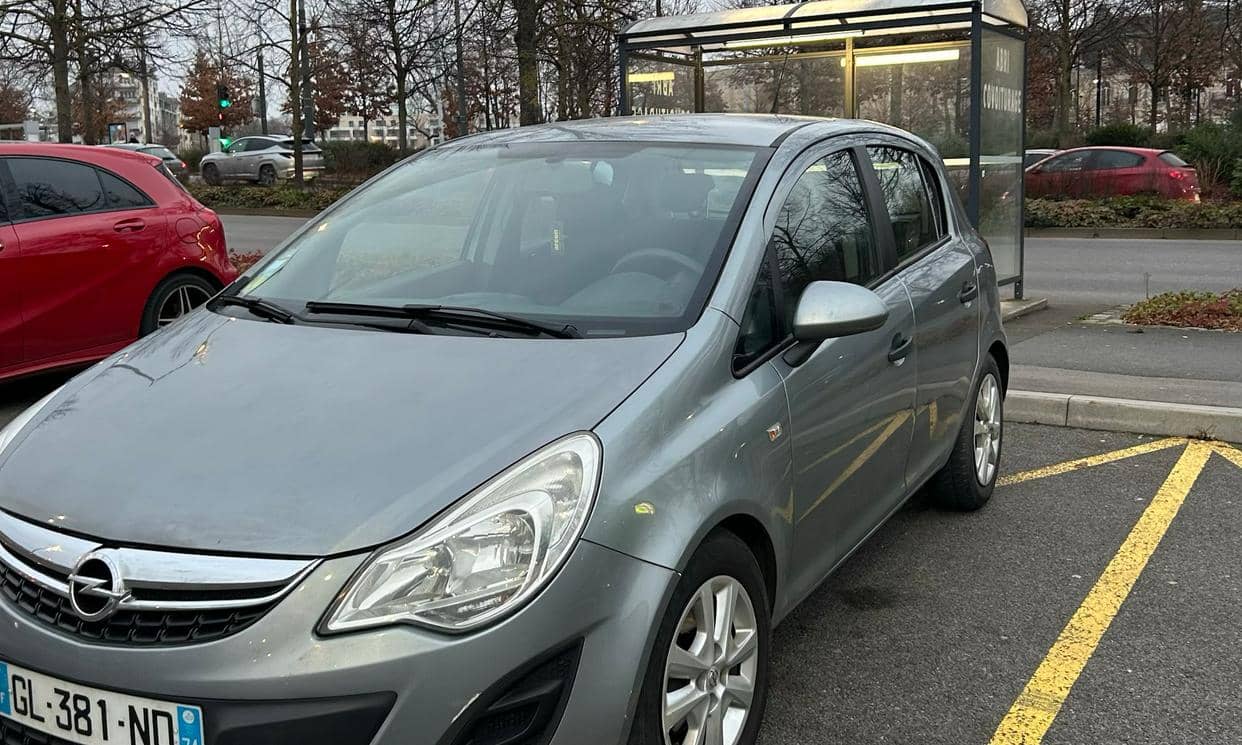 Opel CORSA